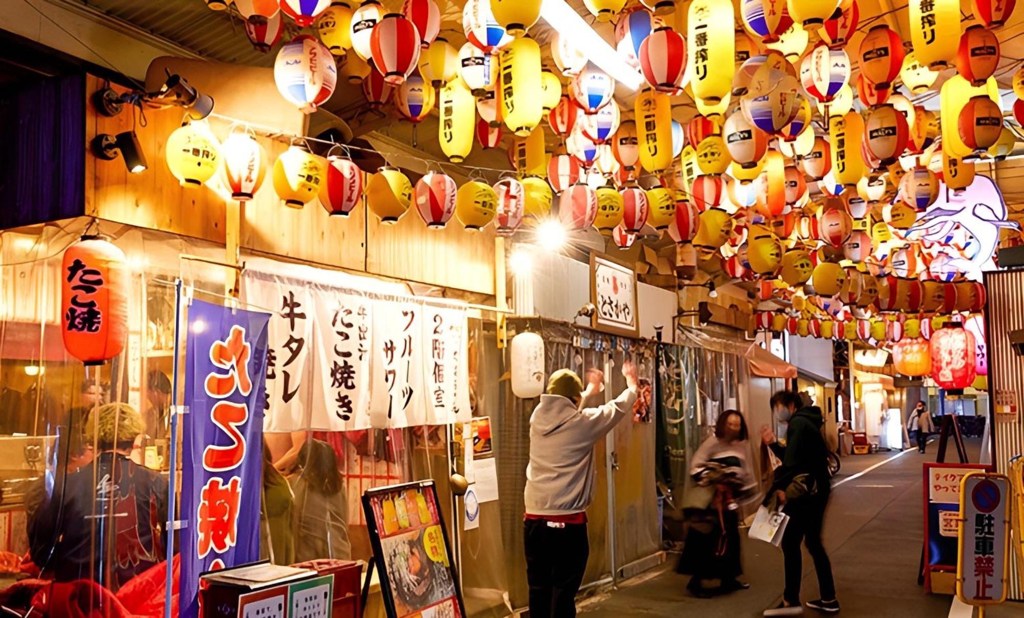 فيلا Renewal 天神橋筋六丁目駅徒歩2分 屋上テラス付き一軒家 天満居酒屋街2分 梅田10分 難波15分 أوساكا المظهر الخارجي الصورة